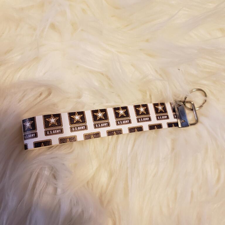 Brand New United States Army Wristlet
